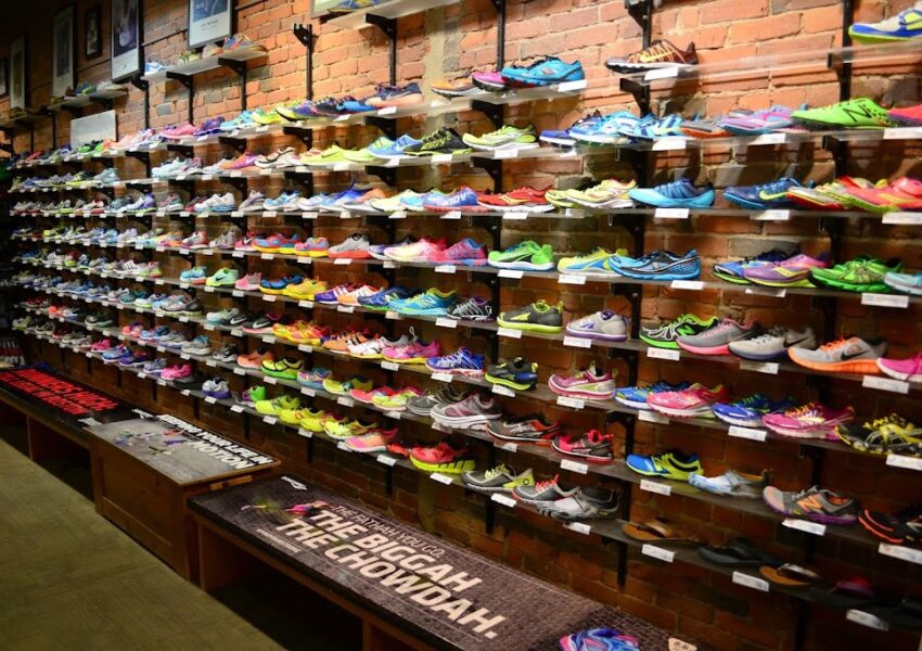 tiendas para comprar tenis sneakers zapatillas en boston ma