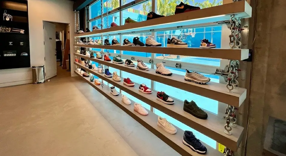 Sneakers Stores in Miami UNKNOWN Miami